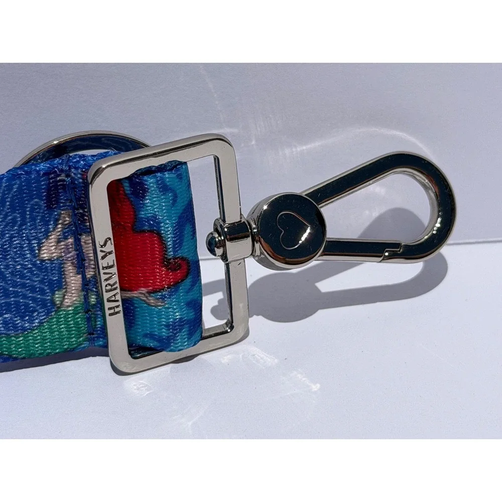 Harveys Seatbelt The Little Mermaid Ariel & Flounder Click N Go CNG Keychain - Picture 5 of 14